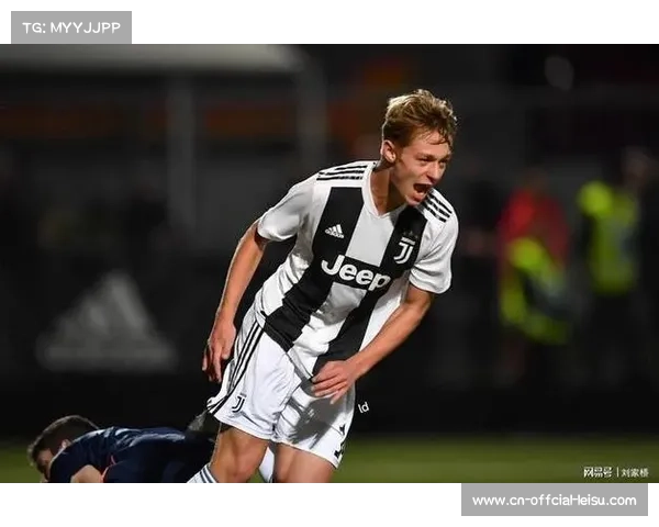 老将基恩击中横梁，尤文替补席一片叹息